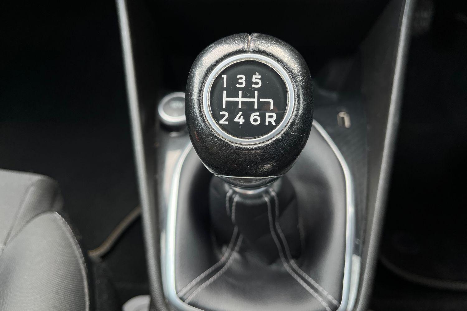 Ford Fiesta Photo 23