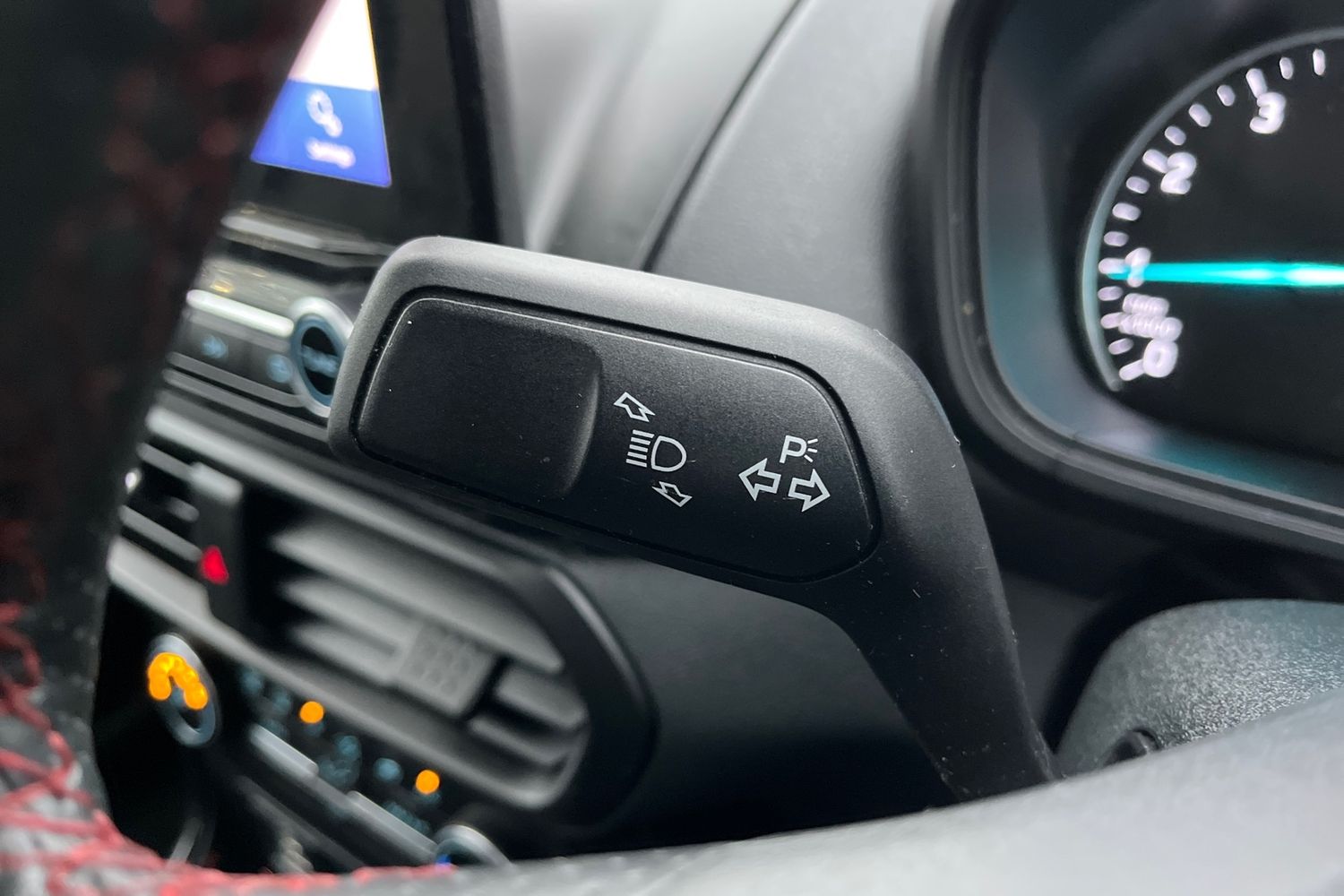 Ford ECOSPORT Photo 13