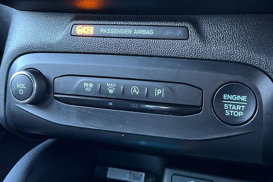 Used Ford FOCUS YH25XHR 31