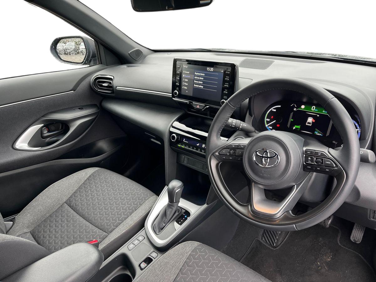 Toyota Yaris Cross Photo 17