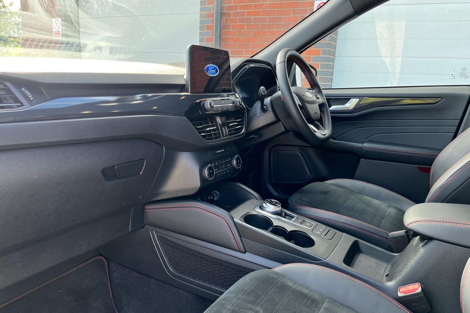 Ford KUGA Photo 17