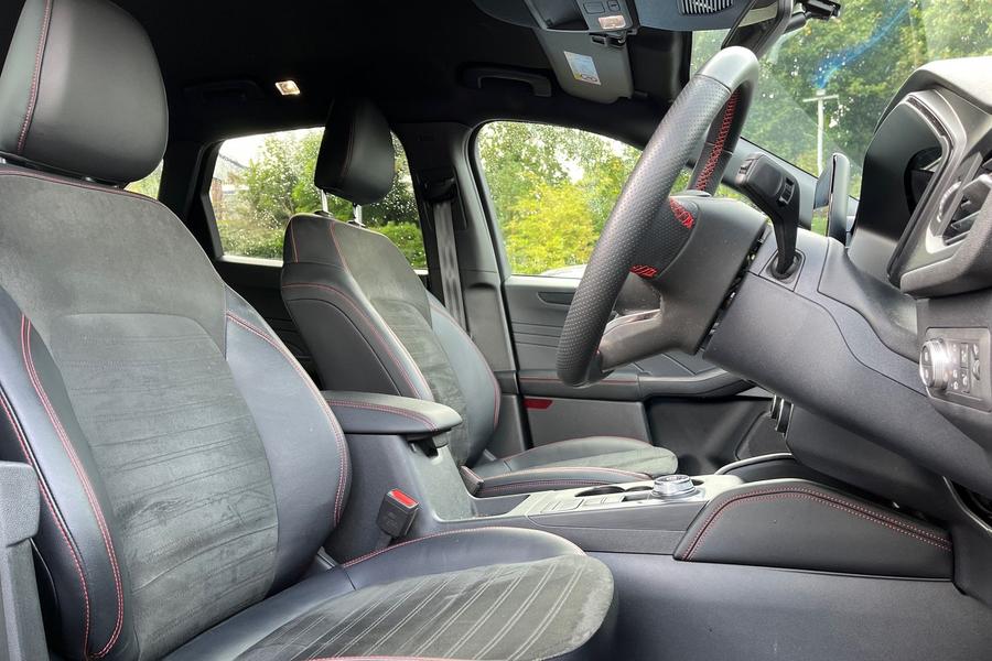 Ford Kuga Photo autoimg-06d6a5d201c877a2853fda7ac12eeb0565c273ed.jpg