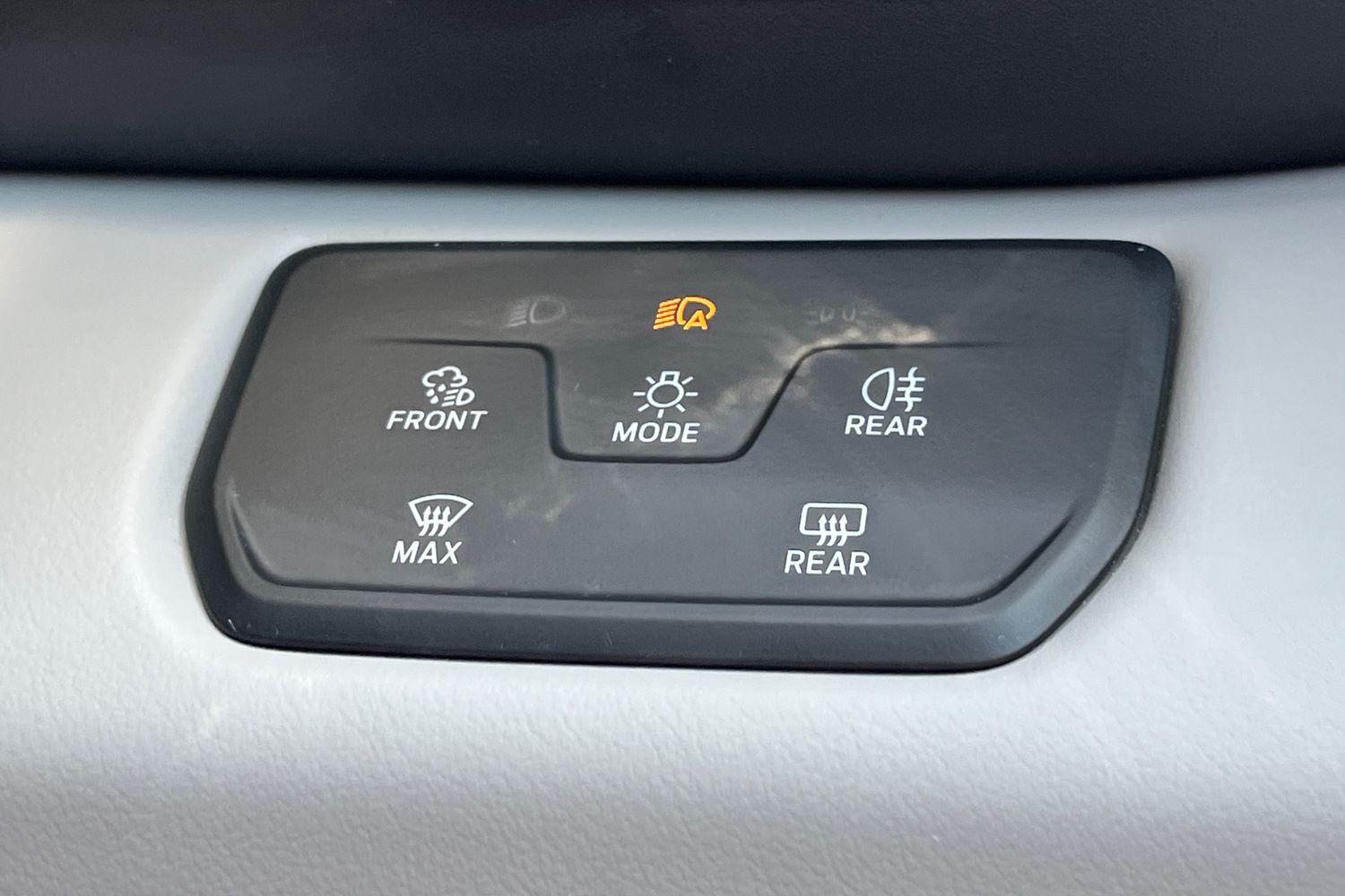 Ford Explorer Photo 32