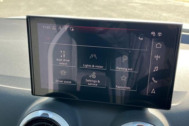 AUDI Q2 Photo 34