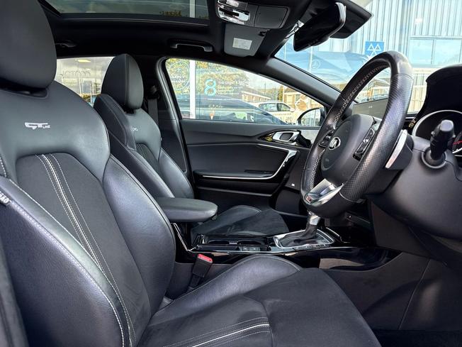 KIA ProCeed Photo 51