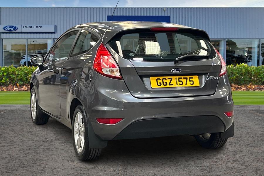 Ford FIESTA Photo autoimg-06daa8899552c75c7b95be835db8b13922cbf271.jpg