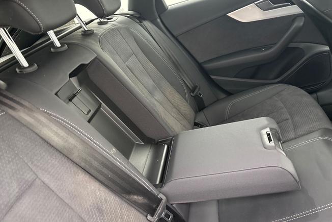 AUDI A4 Avant Photo 27