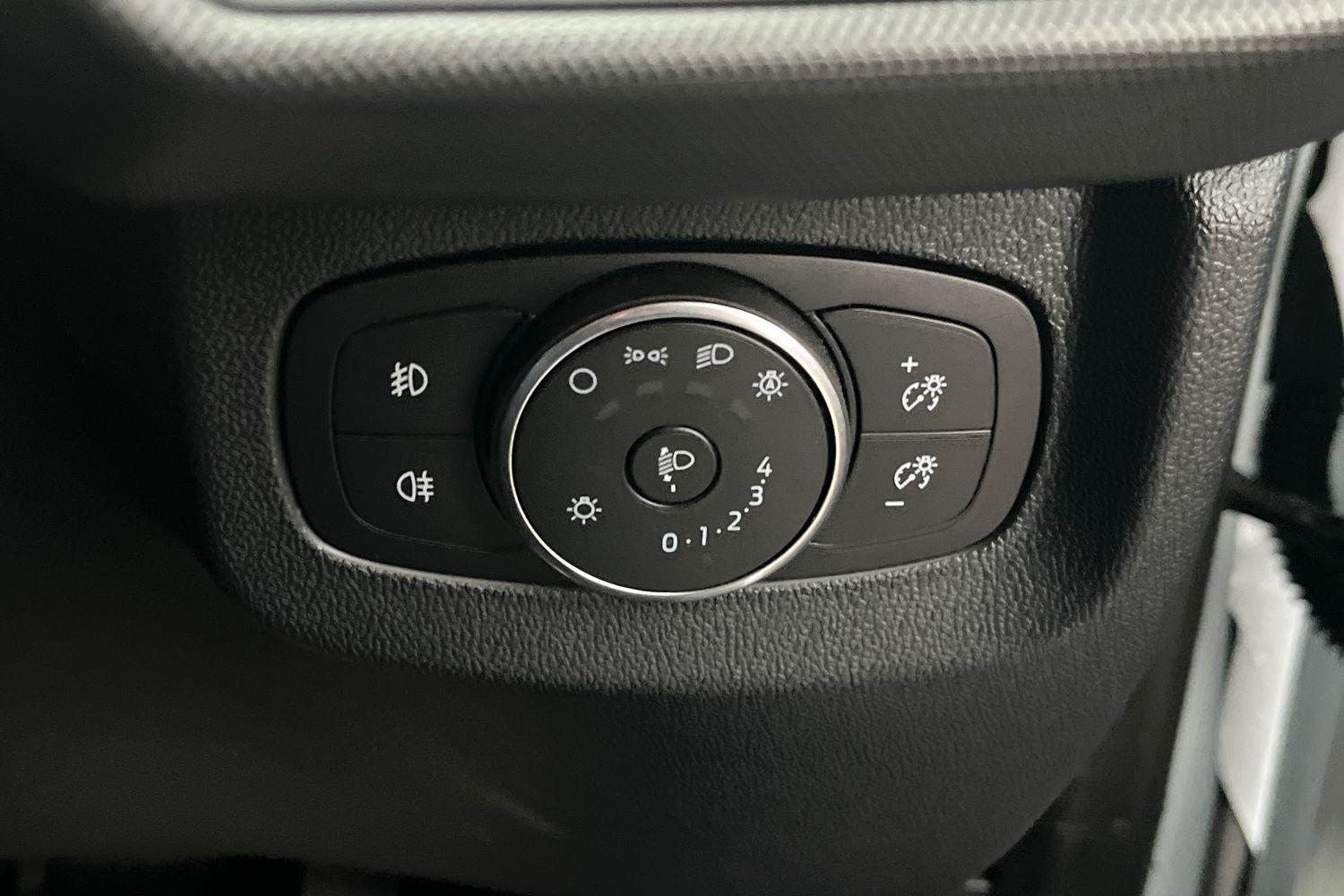 Ford E-TRANSIT COURIER Photo 33