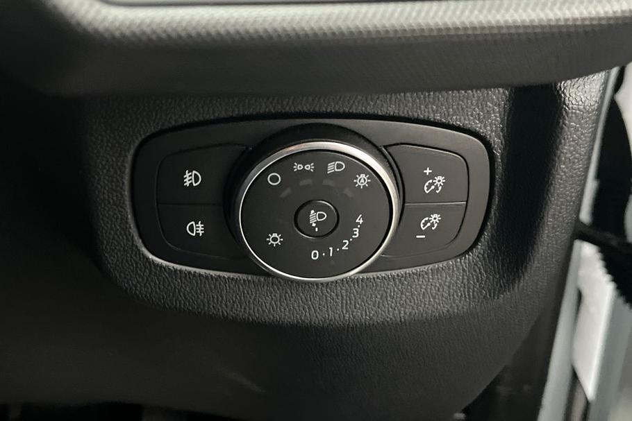 Used Ford TRANSIT COURIER LO25TZX 34