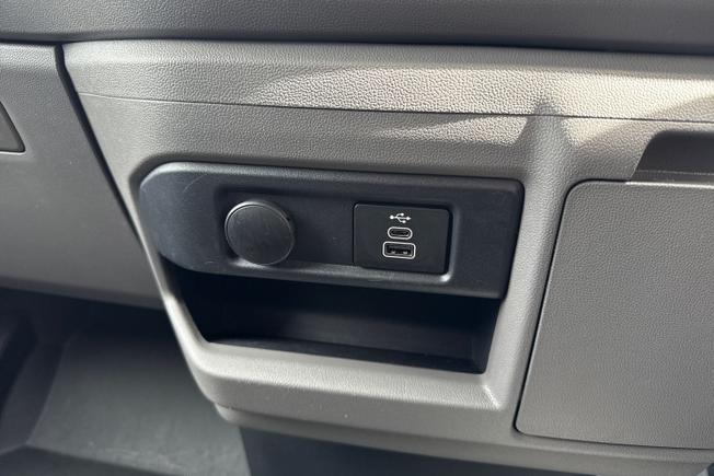 Volkswagen E-Transporter Photo 44