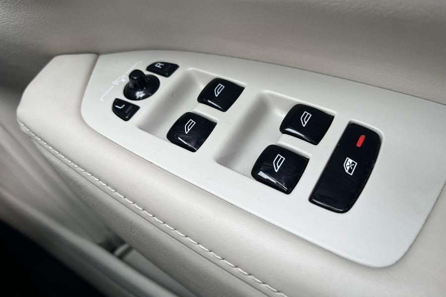 Volvo V90 Photo autoimg-06e74a5ba8ebbb2155615b8db53254091bfb9eb5.jpg