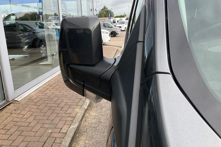 Used Ford TRANSIT CUSTOM KD23HNN 39