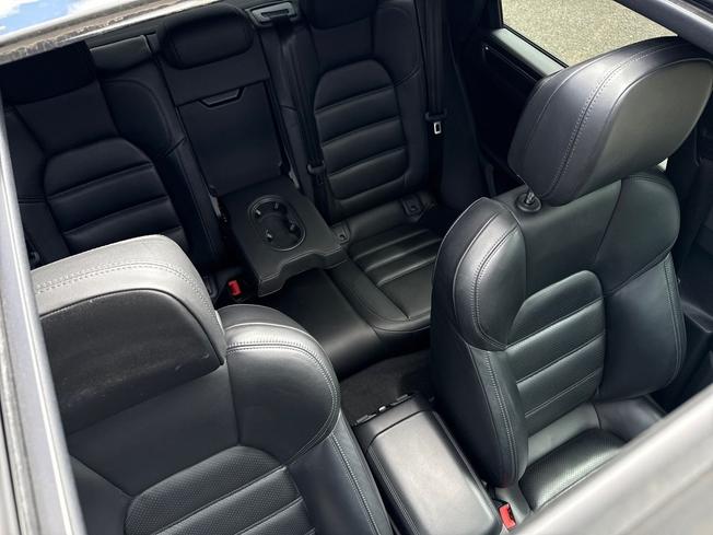 PORSCHE Macan Photo 35