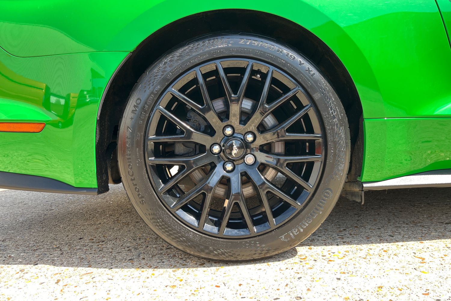 Ford Mustang Photo 7