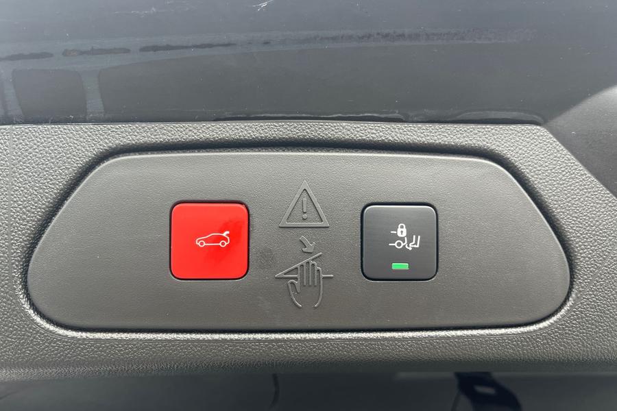 Vauxhall GRANDLAND Photo autoimg-06e8f9b2c253d413903d99deb0bff6209f0fa746.jpg