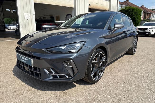 CUPRA Leon Photo 28