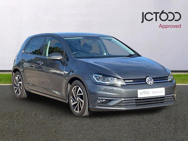 VOLKSWAGEN Golf Photo 1