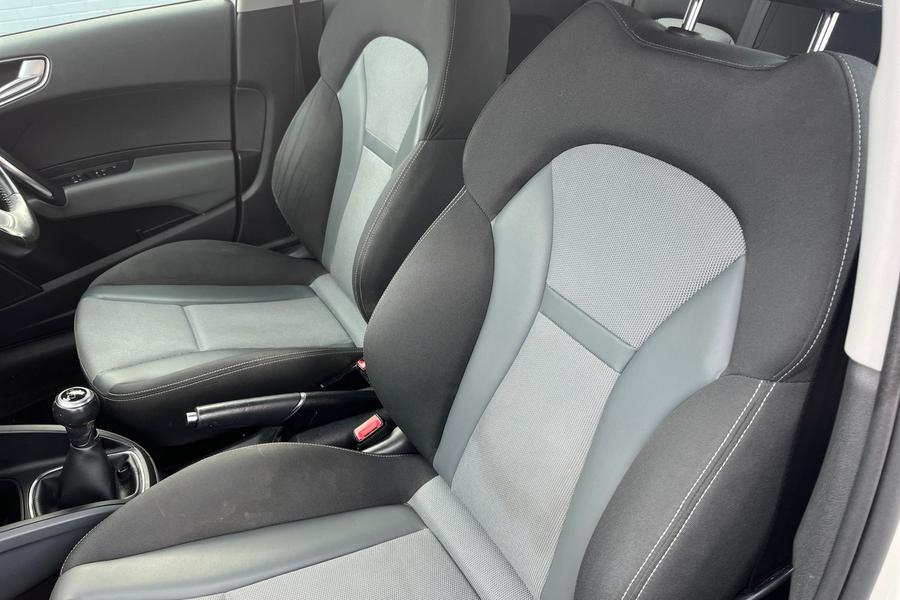Audi A1 Photo autoimg-06f67b1951db20238966fa2754c4e18d6d264f18.jpg