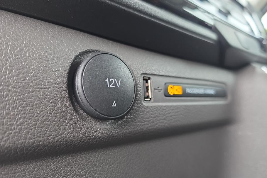 Used Ford TRANSIT DV25YZW 18