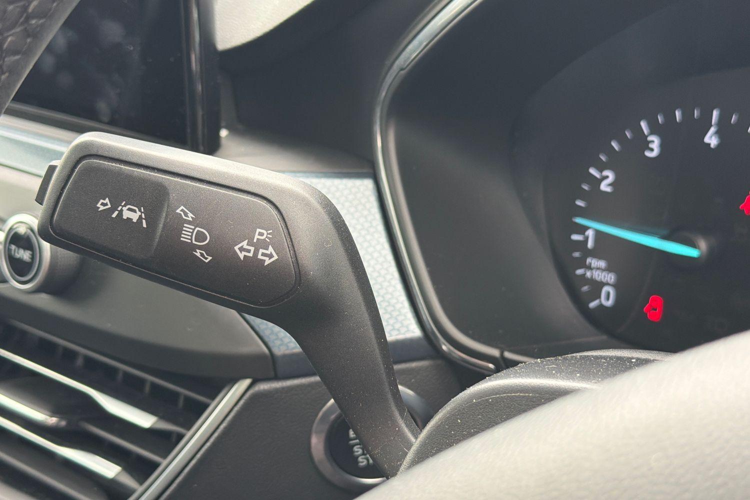 Ford FOCUS Photo 13
