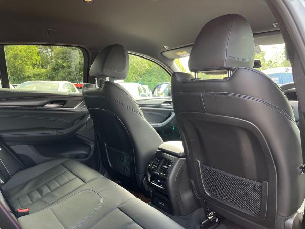 BMW X4 Photo autoimg-06feaa110e537466a07a540d67334b8bd3f10713.jpg