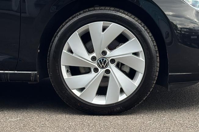 VOLKSWAGEN Golf Photo 5
