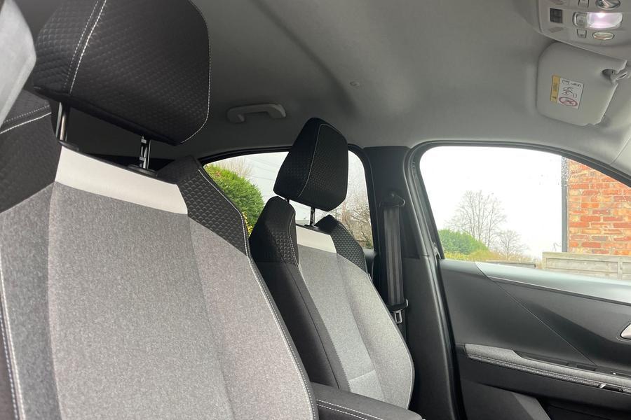 Vauxhall FRONTERA Photo autoimg-0703d252fda0200814ffa75ee04a7a1fe40535a9.jpg