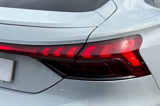 AUDI E-Tron Gt Photo 18