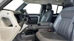 Land Rover Defender Photo 2