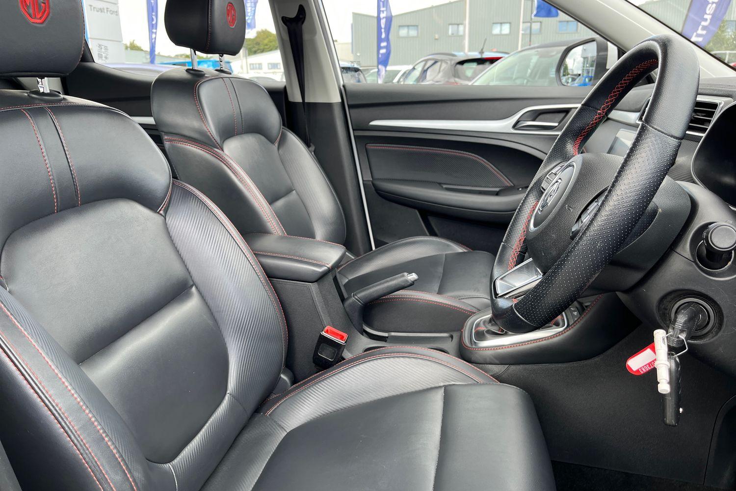 MG ZS Photo 16