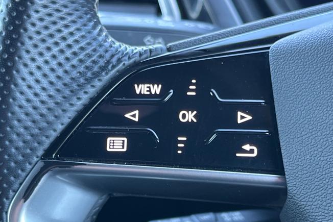 AUDI Q4 E-Tron Photo 16