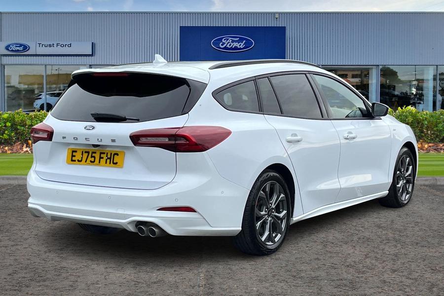 Ford FOCUS Photo autoimg-0716492549c0c57d0e89b2936e49d7f801bb3969.jpg