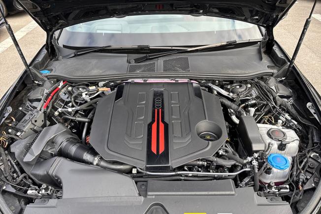 Audi S5 Avant Photo 35