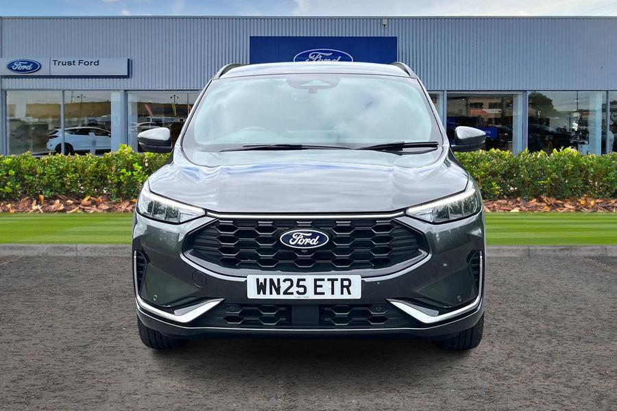 Ford KUGA Photo autoimg-071baca1608d6100383e493ab5d9b80f07a1f9f4.jpg