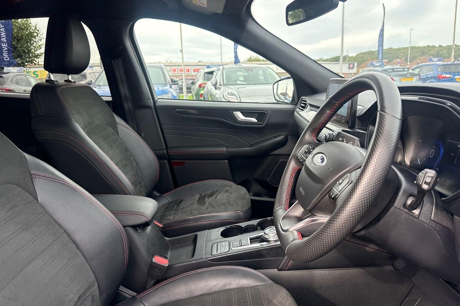 Ford KUGA Photo 16