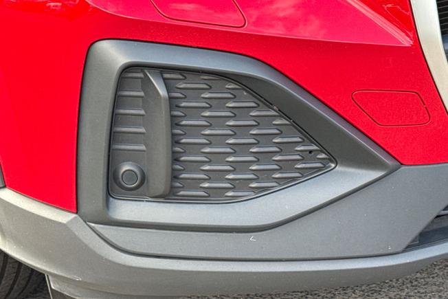 Audi Q2 Photo 21