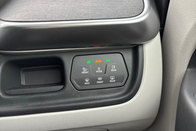VOLKSWAGEN ID. Buzz Photo 28