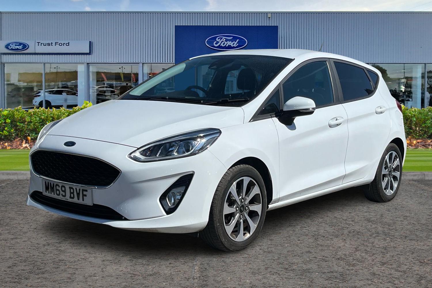 Ford FIESTA Photo 4