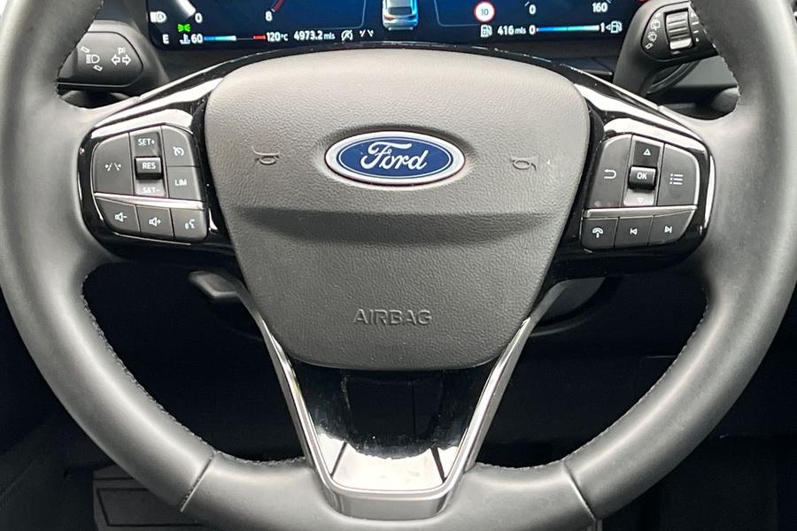 Ford Kuga Photo autoimg-0720aeb84bd52203f13324465bdffd95b8b21784.jpg