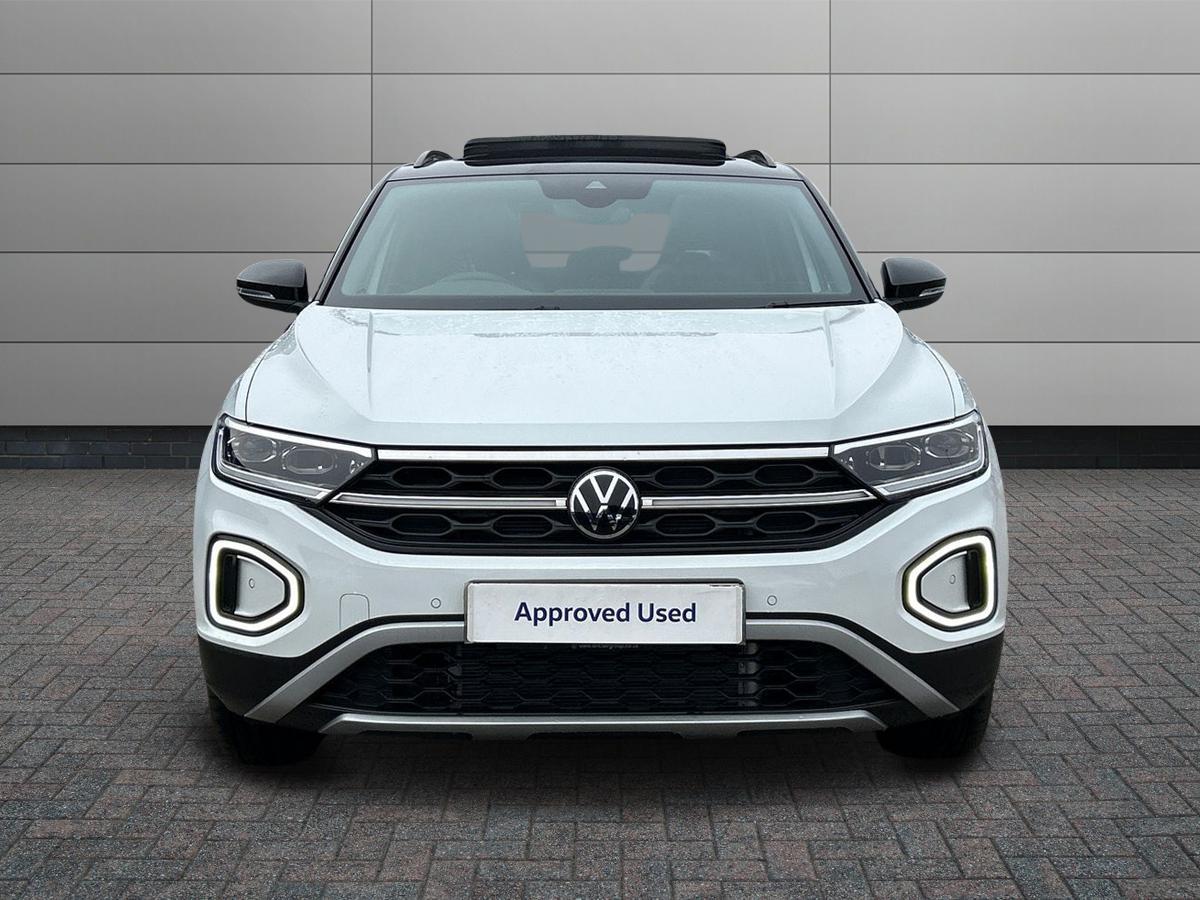 Volkswagen T-Roc Photo autoimg-072114b14145eaf77783cba92718efdaa2fa1dcd.jpg