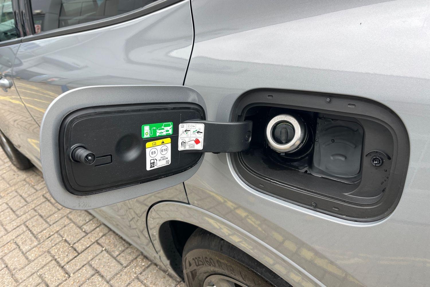 Ford Kuga Photo 32