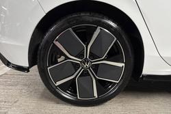 Volkswagen Golf Photo 5