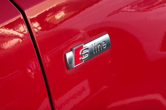 AUDI Q3 Photo 39