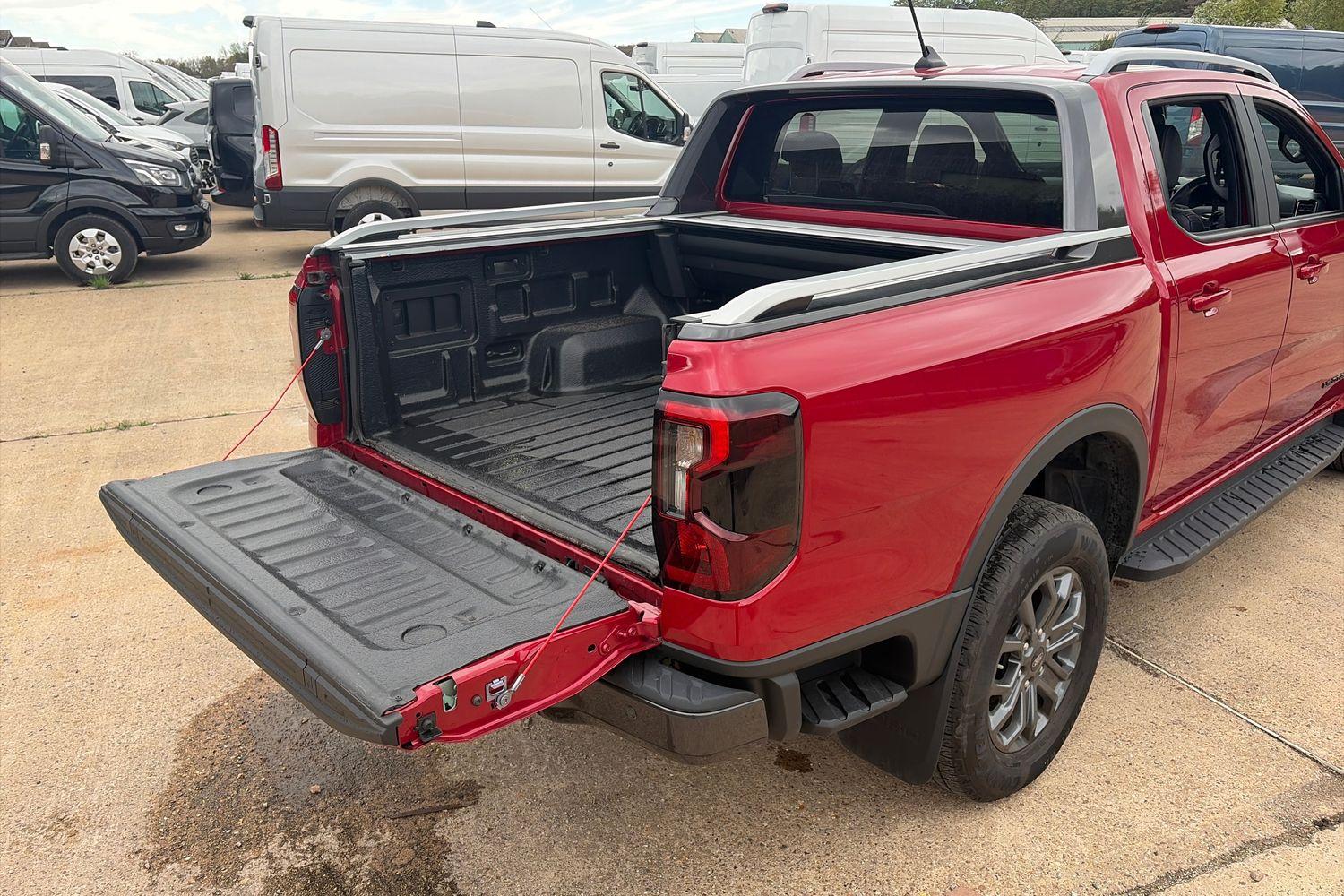 Ford RANGER Photo 6