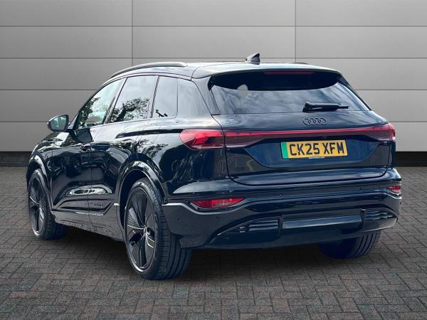 Audi Q6 e-tron Photo autoimg-0728e9ebe8f8b8fddf6aa10ef74f0dc55b055a0f.jpg