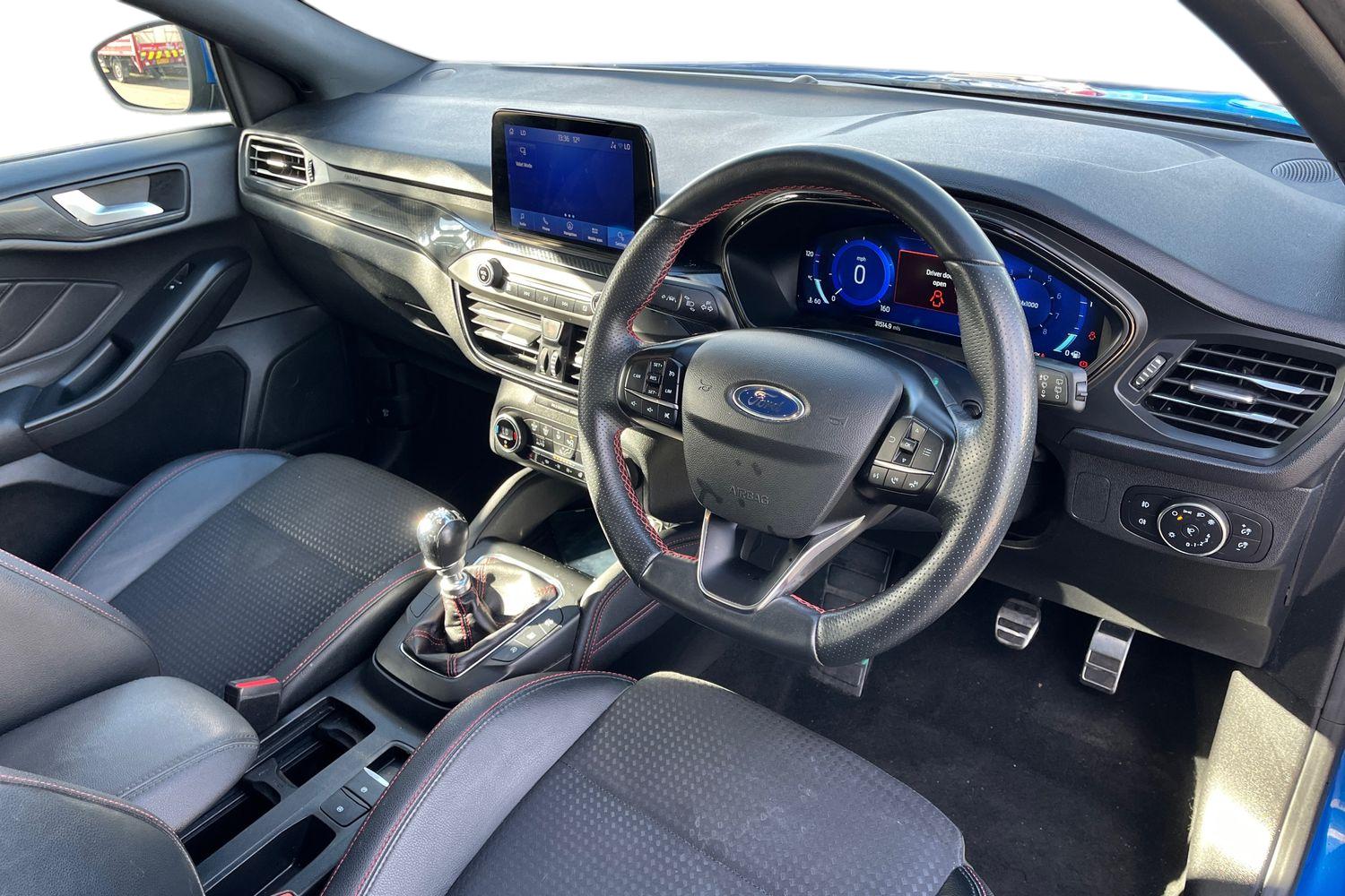 Ford Focus Photo 8