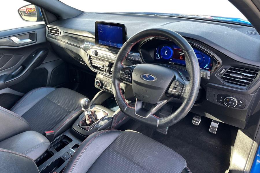 Ford Focus Photo autoimg-07294c6297e86ea3d532e96ee93e442833b91140.jpg