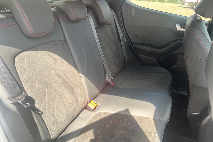 Ford FIESTA Photo autoimg-072e0751746003e66ab1248c247044b75839da62.jpg