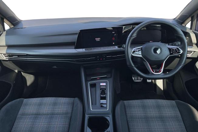 VOLKSWAGEN Golf Photo 10