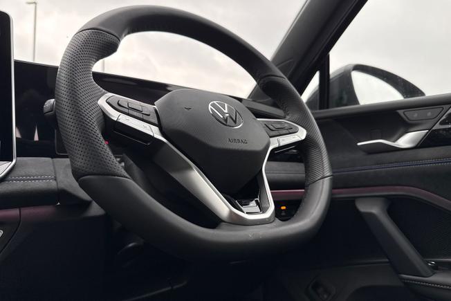 VOLKSWAGEN Tiguan Photo 27